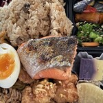 弁当カチャカチャ - 