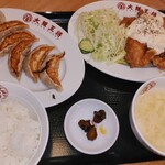 Oosaka Ou Shou - チキン南蛮餃子付き定食