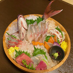 紀伊乃国屋　別亭 - 地魚姿造り舟盛