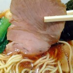 おおぜき中華そば店 - 豚チャーシューリフト