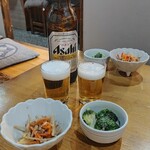 秘伝の味 つるや - ビールとお通し