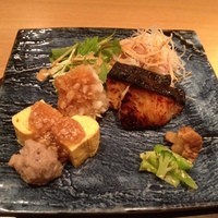 霞庭 まつばら - 銀だらの西京焼き＆付け合わせ