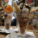 ヴァンヴェール珈琲 - チョコレートパフェ・みかんパフェ