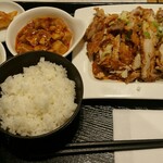 刀削麺酒坊 - すごいボリューム！ザーサイも美味しかったです