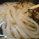 吉草 - 蓮根はさみ揚げ天おろしうどん 麺アップ！