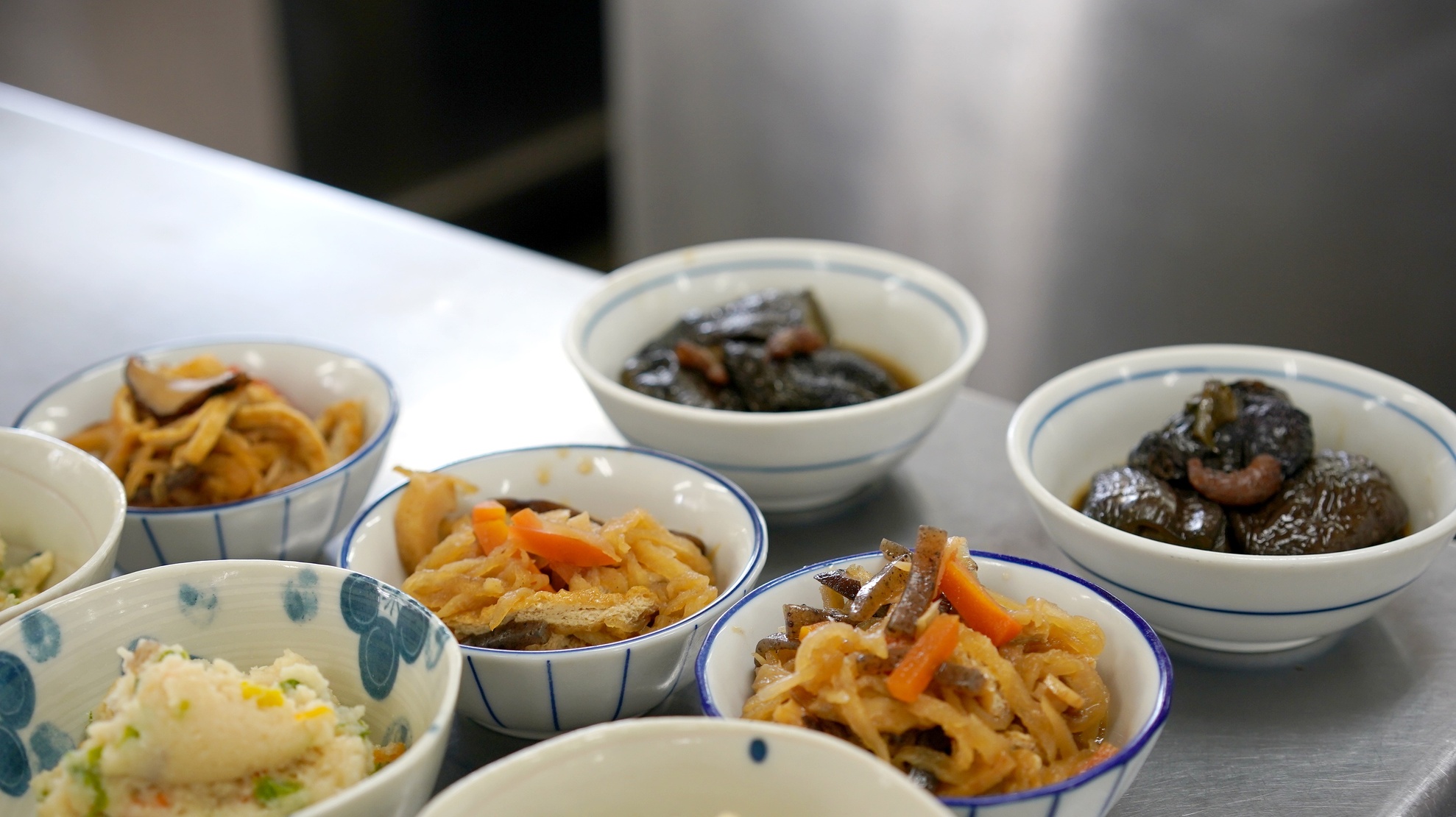 写真 : 銀シャリ屋 ゲコ亭 （ぎんしゃりや げこてい） - 寺地町