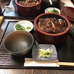 大衆鰻料理店 うなぎ家 - ひつまぶし特上
            2300円
            