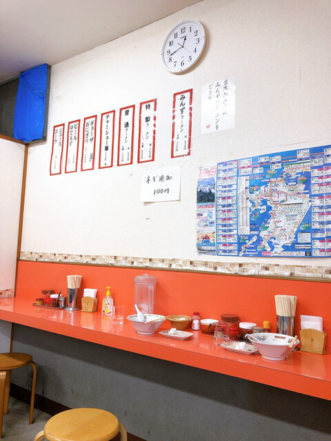 春眠暁を覚えず 本当の意味は 春はあけぼの との比較も Trans Biz