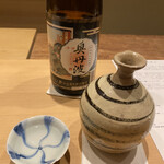 米増 - 氷上のお酒、大吉さんの徳利で