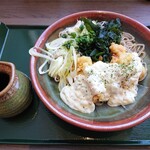 湯あがりキッチン 一休 - 鶏天タルタルそば(880円)