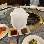 川崎名物 炭火焼肉 食道園 - 可愛いスプーンカバー