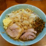 ラーメン BooBoo太郎。 - ラーメン小(ニンニク、アブラ、アレ)