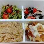 パリヤ - DELI BOX(弁当) 1,242円 ♪