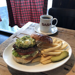 GRILL BURGER CLUB SASA - 【3月Monthly Burger】”１日限定１０食” 『じゃがいもと菜の花のオイスターポテトバーガー¥1150』