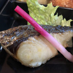 源内 - 焼きサワラ