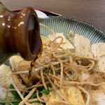 そば処 なかや - つゆを掛け回す