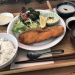 Toto kitchen - 日替わりランチ（サーモンフライ）880円＋税