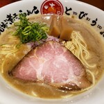 焼きあご煮干しらぁめん とびうお - 濃厚焼きあご煮干しらぁめん 850円