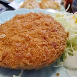 味の店 よし野 - 揚げたてメンチカツ