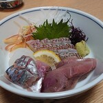 たかはし - 郷土料理定食の刺身盛合せ