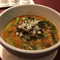 ジョーズ シャンハイ ニューヨーク 銀座店 - 麻辣担々麺セット（税込み１４８０円）