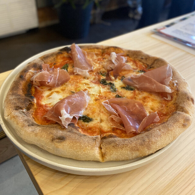 Brook Pizzeria ブルック ピッツェリア 泊 ピザ 食べログ