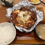 Nanaya - 私は迷う事なく「チキントマトチーズホイル焼き」をオーダー！！