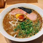 やまぞえ製麺所 - 濃厚豚骨ミソラーメン800円