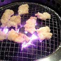 焼肉 銀座コバウ 特別室 - 焼いてます