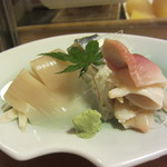 鮨秀仙 - お刺身３種。イカとコハダとホッキ貝