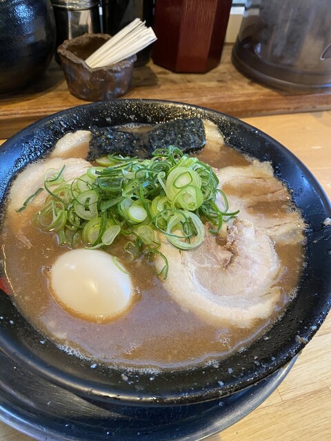 豚の骨 帯解 ラーメン 食べログ