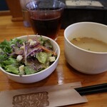 ハンバーグむとう - サラダ・スープ・ご飯（大盛にも）
