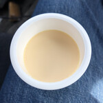 後閑養鶏園 - 料理写真:なめらかプリンの色です。