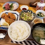 季節料理 漁亭 - カキフライと刺身定食