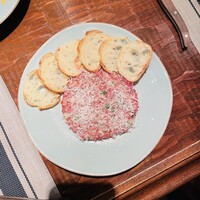 Varmen - 馬肉と牡蠣のタルタル