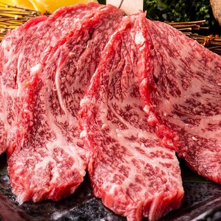 Enjoy the highest quality rare cuts of red meat in a safe and secure private room! 2 to 28 people