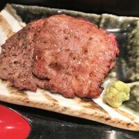 赤坂 金舌 - 牛タン焼き、サガリ焼き