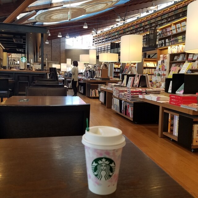 スターバックスコーヒー 蔦屋書店 武雄市図書館店 武雄温泉 カフェ 食べログ スターバックスコーヒー 蔦屋書店 武雄市図書館店 武雄温泉 カフェ 食べログ