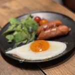 チャーリーズ - 