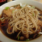 一〇そば - 醤油に染まるそば