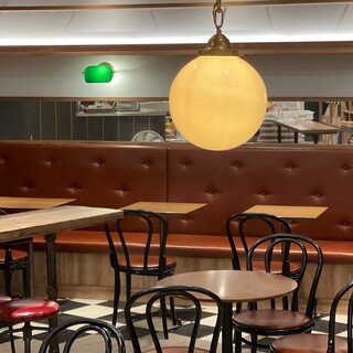 チャーリーズ_2