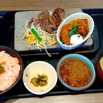 Ishiyaki Suteki Zeitomiza Wanishiten - カキフライとステーキのセット
