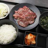 牛ハラミ定食 (100g)