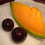 赤沢温泉ホテル - 赤沢会席　メロン　巨峰
      