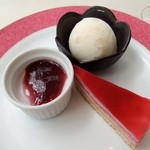 ビストロ ボン・グー・コクブ - デザート（柚子のシャーベット他）