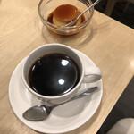 センリ軒 - 『ホットコーヒー¥430』
            
            『プリン¥260』