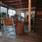 元浜倉庫焙煎所 - 内観