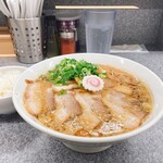 中華そば 土屋商店 - 特製中華大盛り　白ごはん