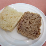 インテルヴァッロ - 食べ放題のパン