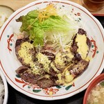 牛心食堂 - 　ガーリックステーキ定食　1150円